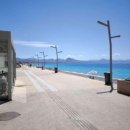 Apartment 50 Meters From The Beach لوتراكي المظهر الخارجي الصورة