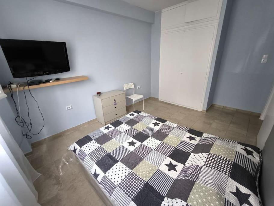 Apartment 50 Meters From The Beach لوتراكي المظهر الخارجي الصورة